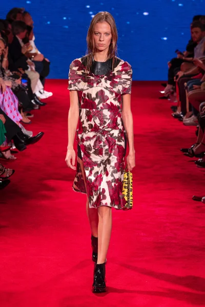Look 47